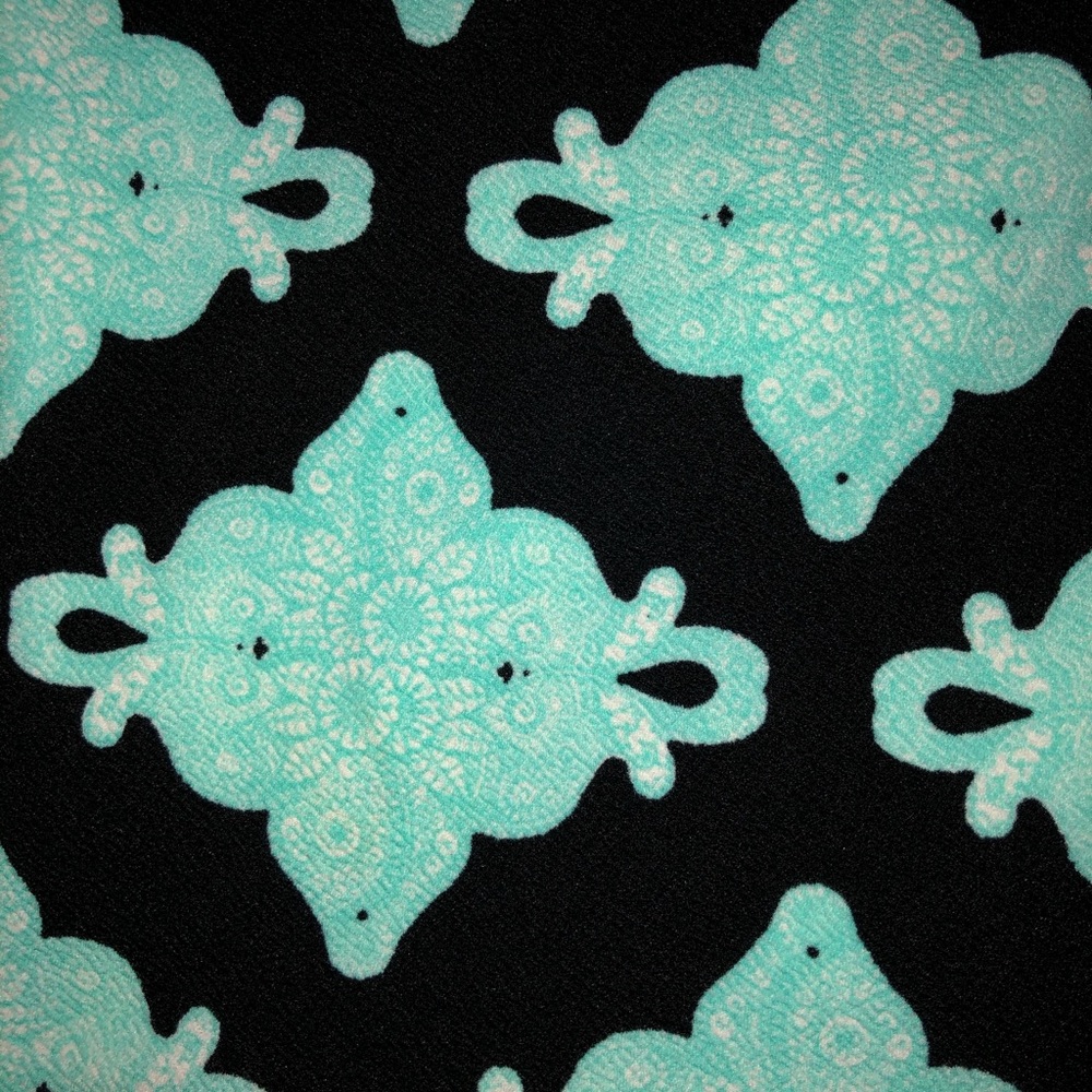 Lularoe Nicole XS black & Aqua  medallion print - Picture 3 of 6